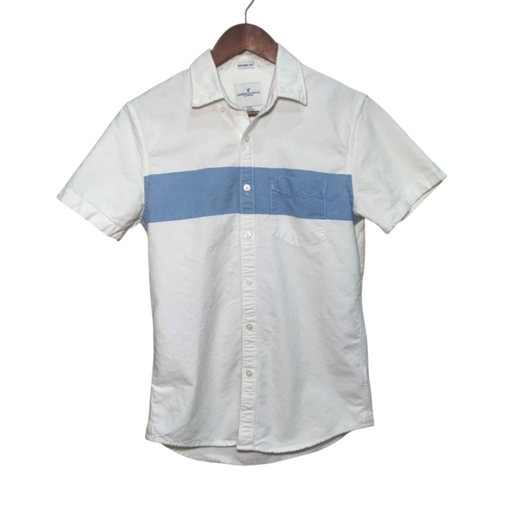 American Eagle Seriously Soft Short Sleeve Button Down